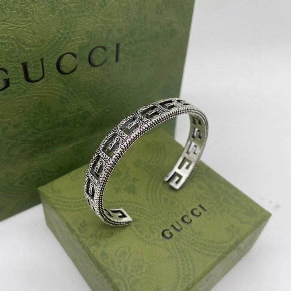 💎✨AUTHENTIC✨💎 Gucci bracelet - Picture 6 of 7